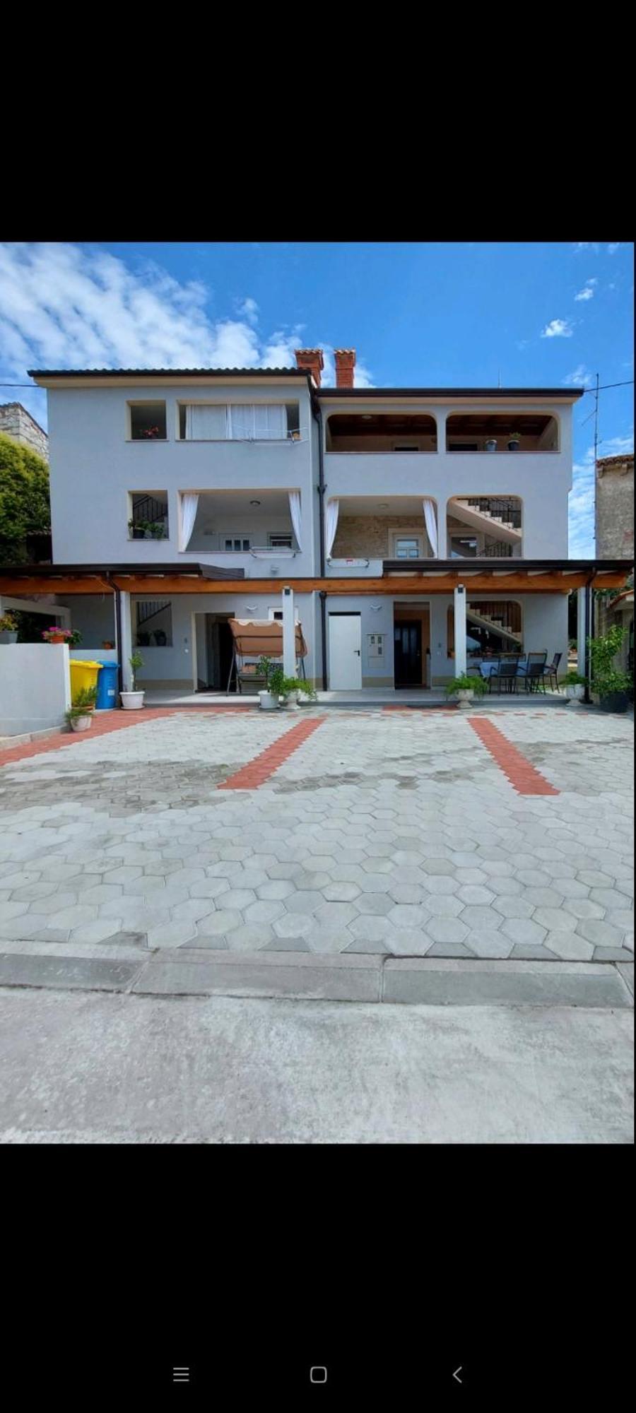 App Roko Apartment Porec Bagian luar foto
